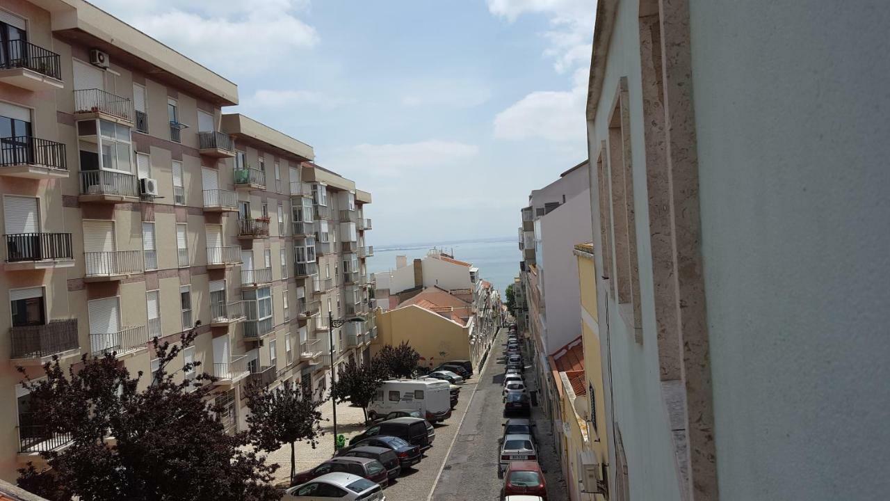 Apartamento Com Vista Para O Tejo Lisboa Екстериор снимка